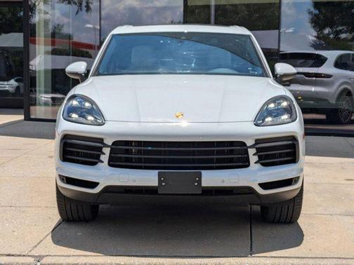 2022 Porsche Cayenne AWD