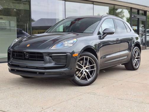 Volcano Grey Metallic 2026 Porsche Macan