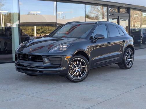 Volcano Grey Metallic 2026 Porsche Macan