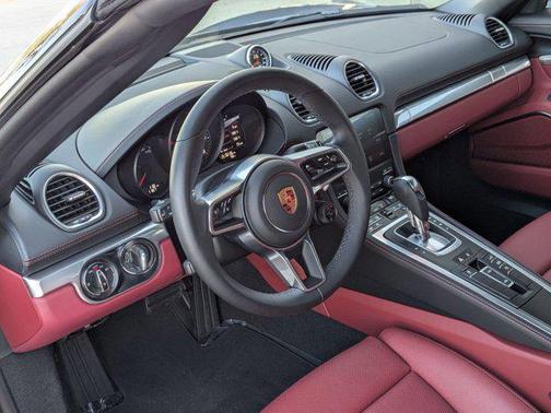 2025 Porsche 718 Boxster Roadster