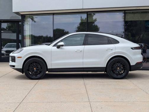 2025 Porsche Cayenne 