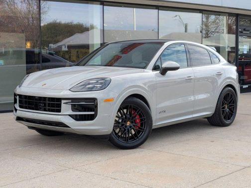 2026 Porsche Cayenne GTS