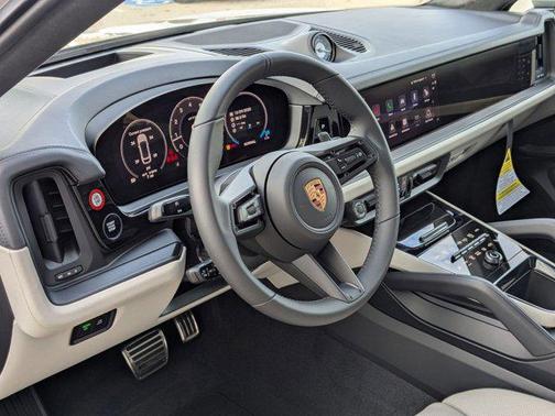 2026 Porsche Cayenne GTS