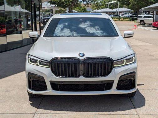 2022 BMW 750 i xDrive
