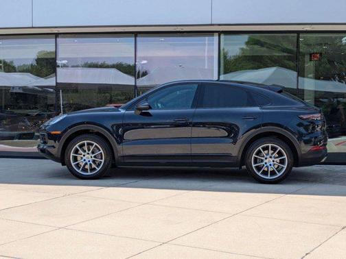 2022 Porsche Cayenne Coupe AWD
