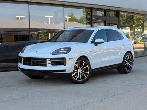2025 Porsche Cayenne S