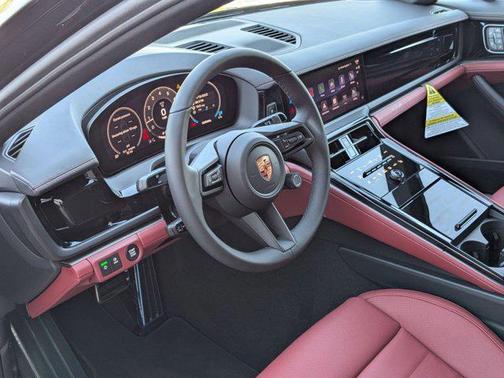 2026 Porsche Panamera RWD