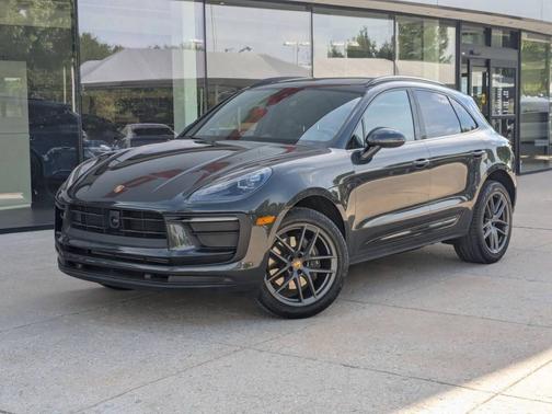Volcano Grey Metallic 2025 Porsche Macan
