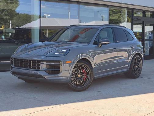 Paint to Sample: Graphitebluemetallic 2026 Porsche Cayenne
