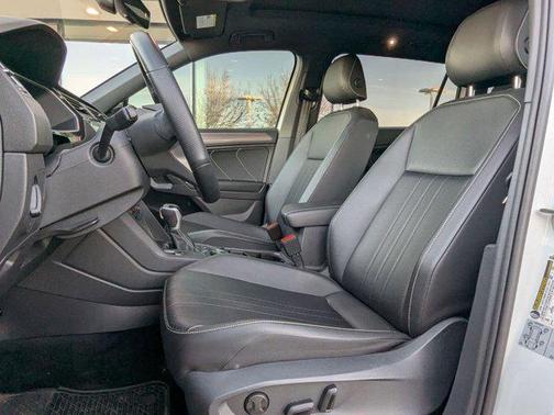 2022 Volkswagen Tiguan 2.0T SE R-Line Black 4MOTION