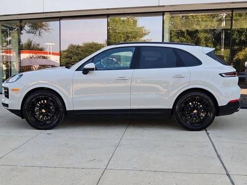 Chalk 2026 Porsche Cayenne