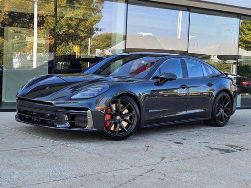 2026 Porsche Panamera Turbo