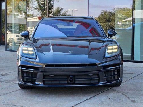 2026 Porsche Panamera Turbo