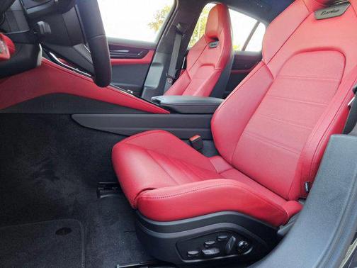 2026 Porsche Panamera Turbo