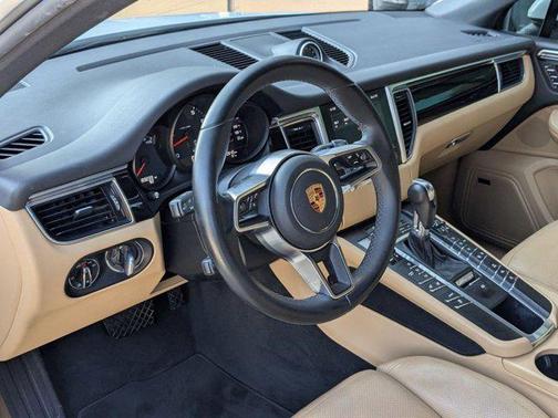 2017 Porsche Macan AWD