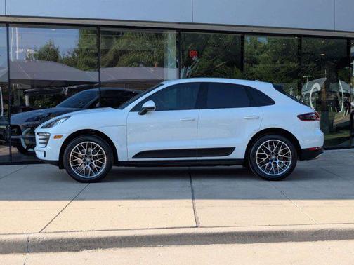 2017 Porsche Macan AWD