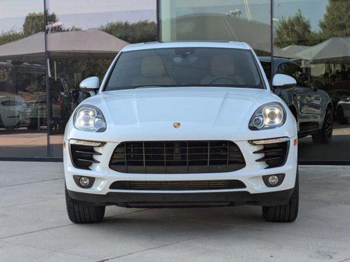 2017 Porsche Macan AWD