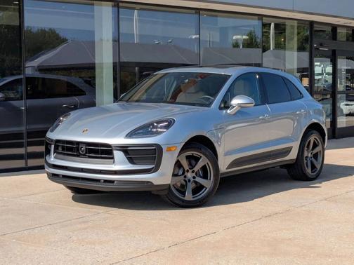 2026 Porsche Macan 