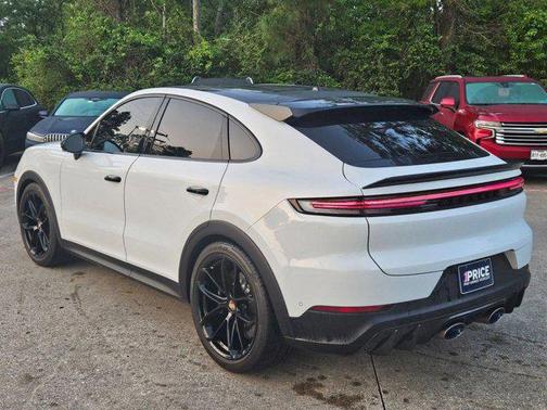 2025 Porsche Cayenne Turbo GT