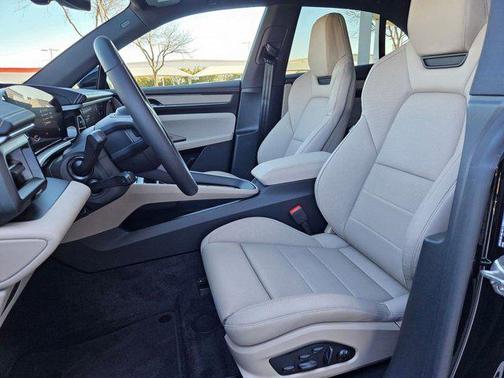 2025 Porsche Macan Electric