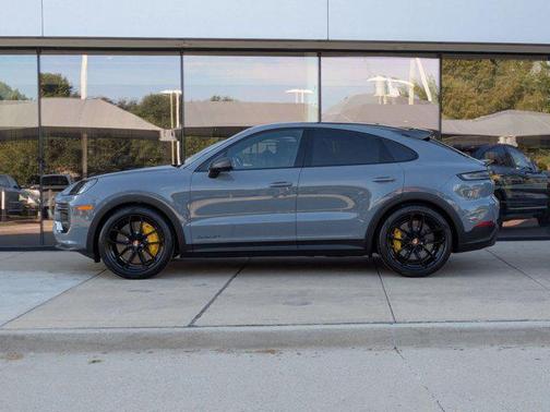 2026 Porsche Cayenne Turbo GT