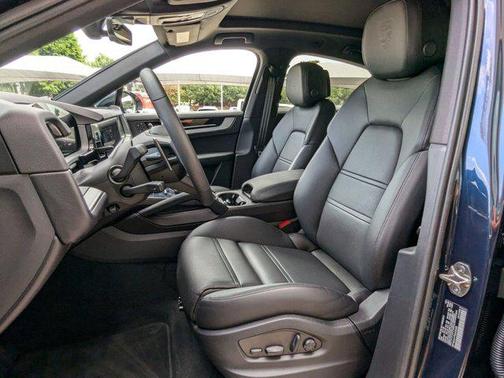 2025 Porsche Cayenne Coupe AWD