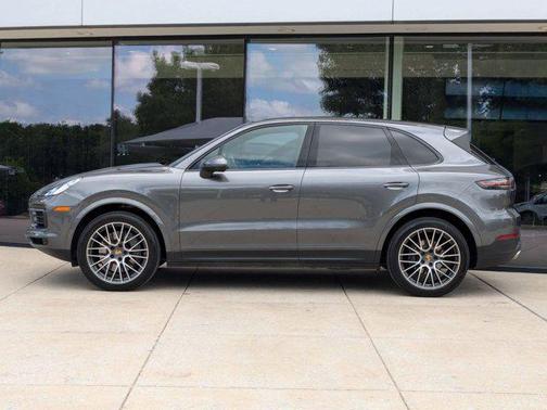 2021 Porsche Cayenne S
