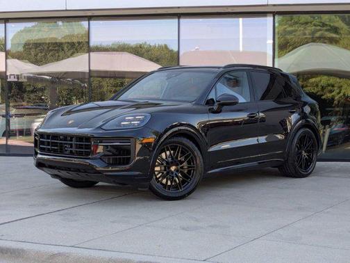 2026 Porsche Cayenne GTS