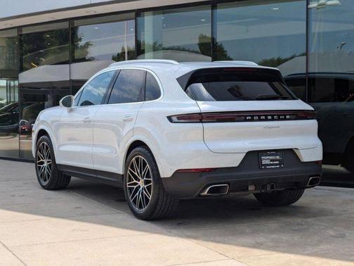 2024 Porsche Cayenne AWD