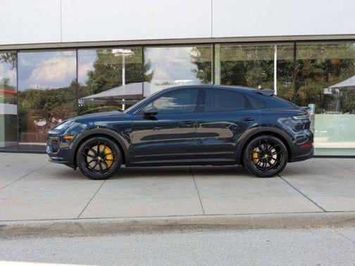 2024 Porsche Cayenne Turbo GT