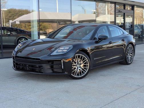 2024 Porsche Panamera 
