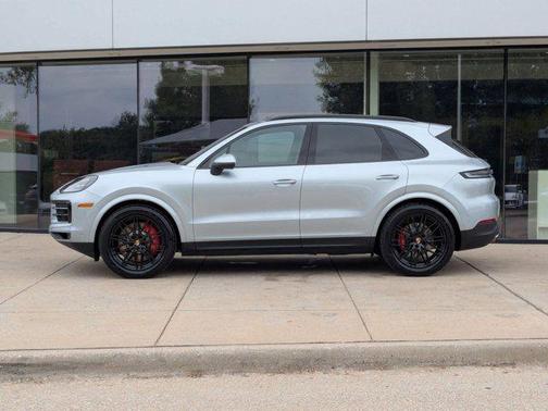 2026 Porsche Cayenne S