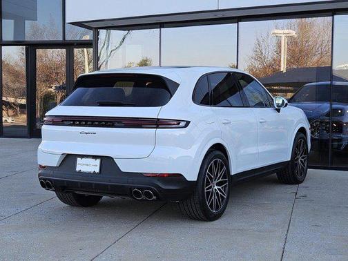 2025 Porsche Cayenne Cayenne