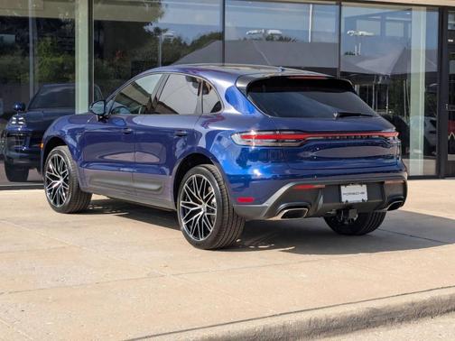 2025 Porsche Macan 