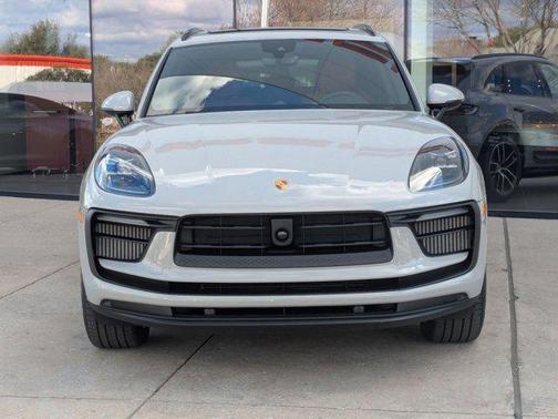 2026 Porsche Macan S