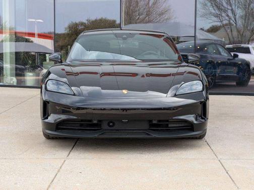 2025 Porsche Taycan 4S