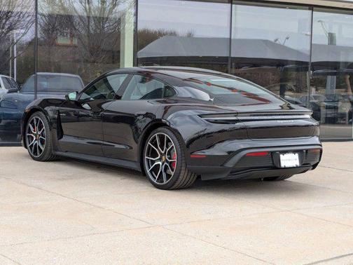 2025 Porsche Taycan 4S