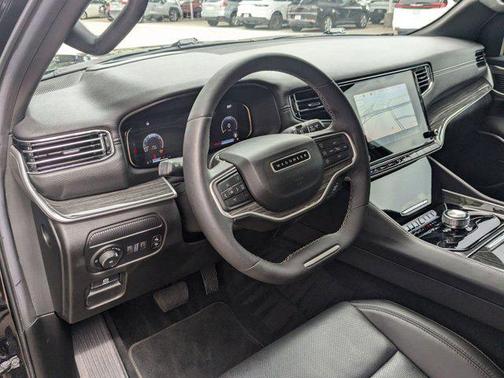 2022 Jeep Wagoneer Series III 4x2