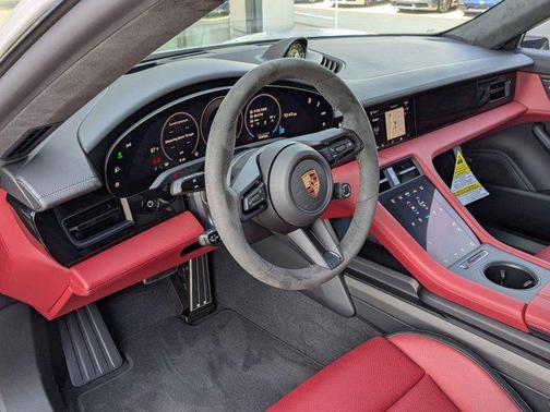 2026 Porsche Taycan GTS