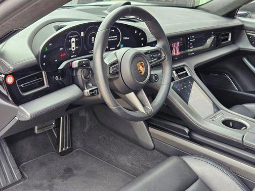 2020 Porsche Taycan Turbo S