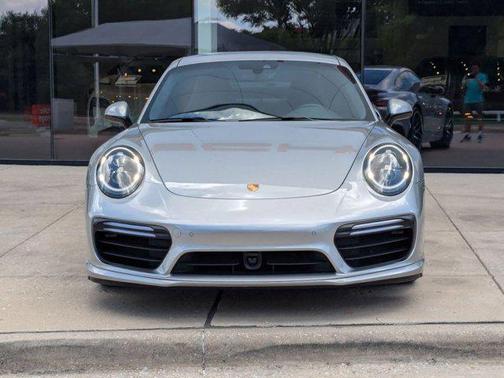 2019 Porsche 911 Turbo S