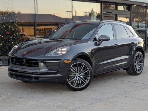 Volcano Grey Metallic 2026 Porsche Macan