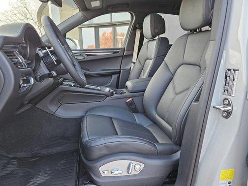 2026 Porsche Macan S