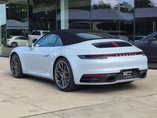 Ice Grey Metallic 2024 Porsche 911
