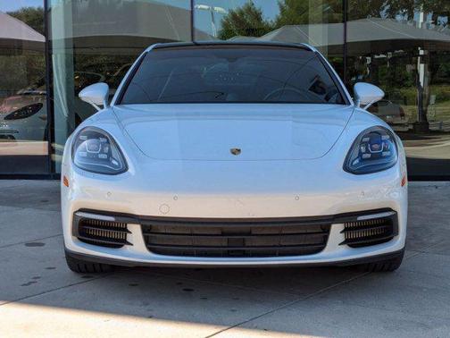 2019 Porsche Panamera E-Hybrid 4