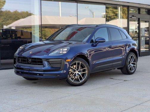 2026 Porsche Macan AWD