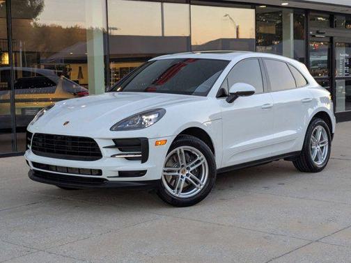 2021 Porsche Macan AWD