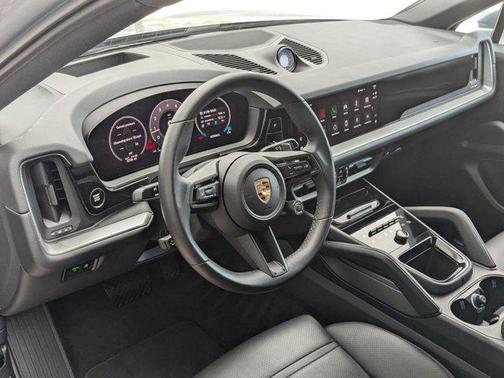 2024 Porsche Cayenne Coupe AWD