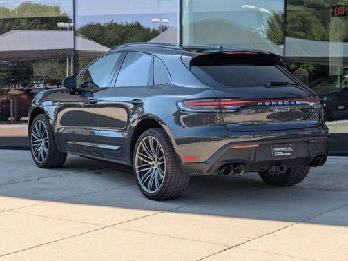 2024 Porsche Macan Base