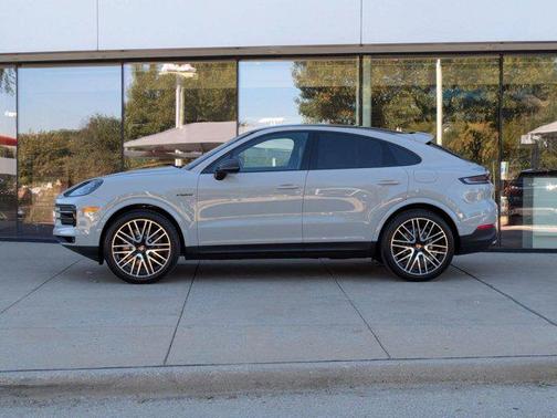 2026 Porsche Cayenne Cayenne E-Hybrid